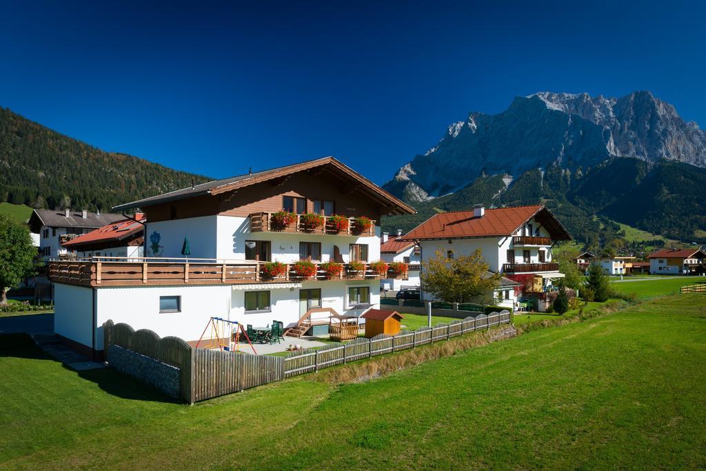 Апартаменты Haus Enzian Лермос Экстерьер фото
